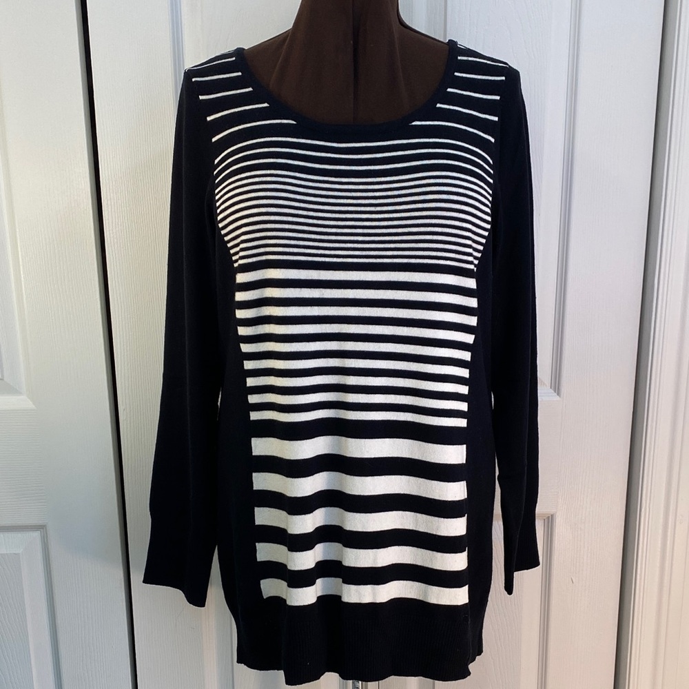 2 for $25 - Reitmans Tunic Sweater striped front panel w Cotton Nylon, XXL Plus